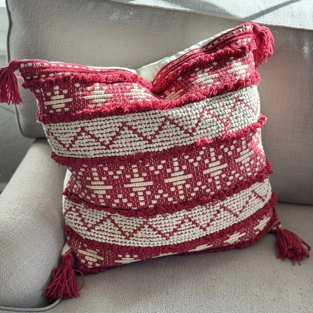 Magnolia Home by Joanna Gaines GLORIA Throw Pillow 18